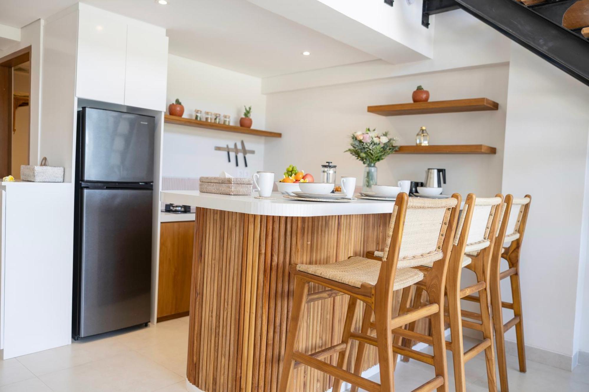 Two Palms Bingin Apartment Pecatu